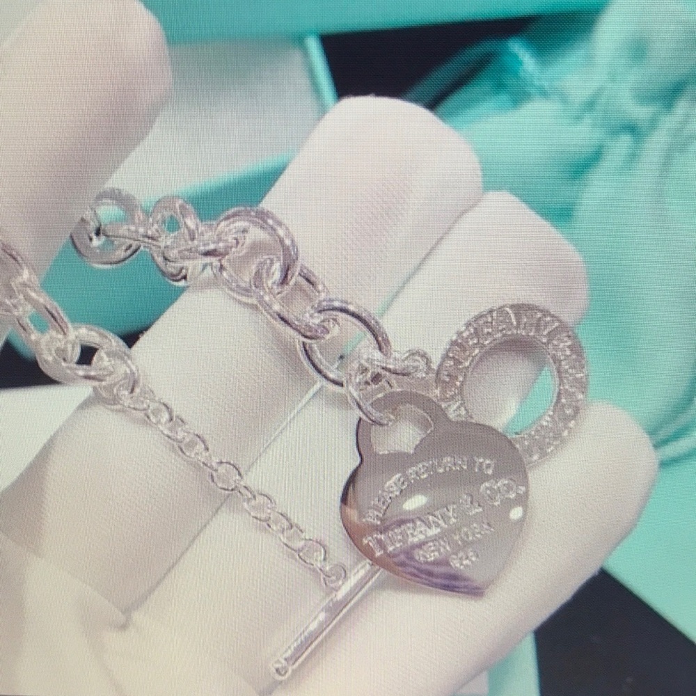 Tiffany & Co Silver Heart Tag Bracelet